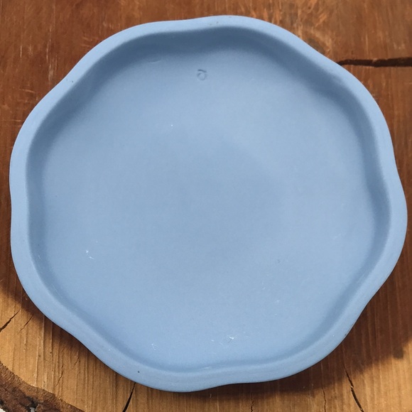 Wedgwood Blue Jasperware Lidded Keepsake/Trinket Box - Picture 11 of 15